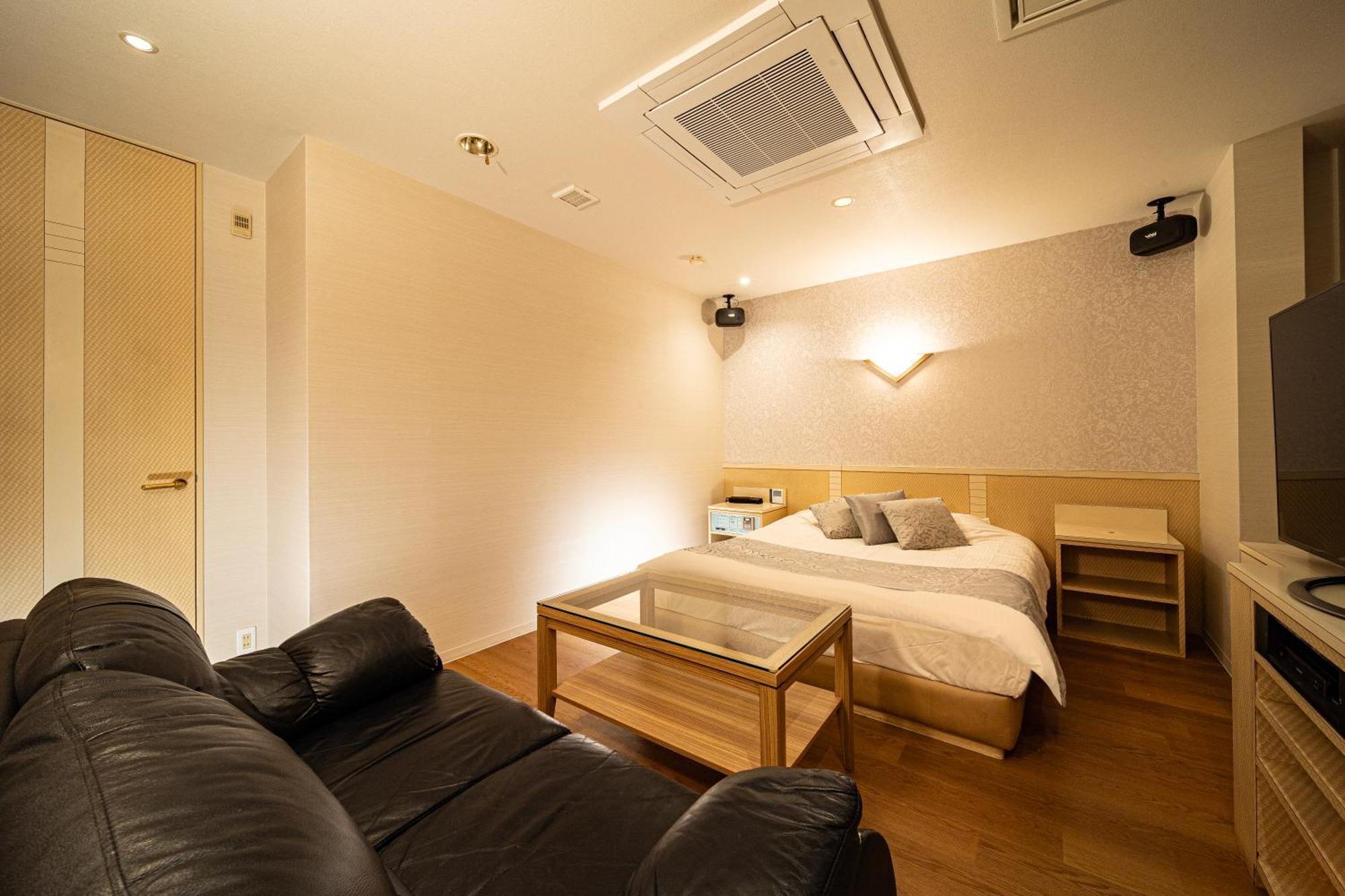 ルトゥール姫路 Retur Himeji 男塾ホテルグループ (Adults Only) Extérieur photo